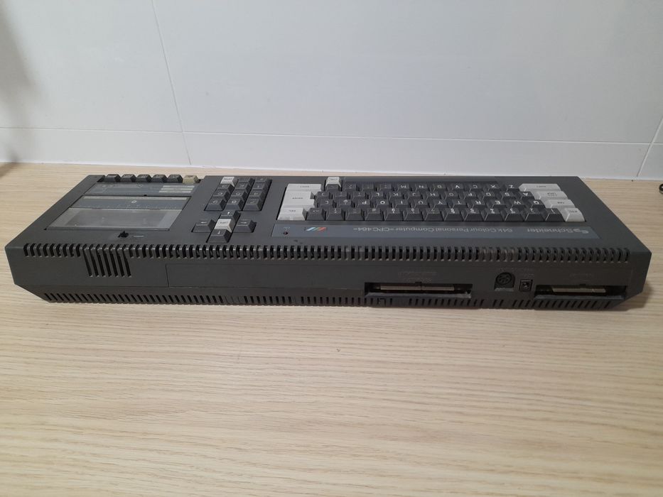 Komputer Amstrad Schneider CPC 464