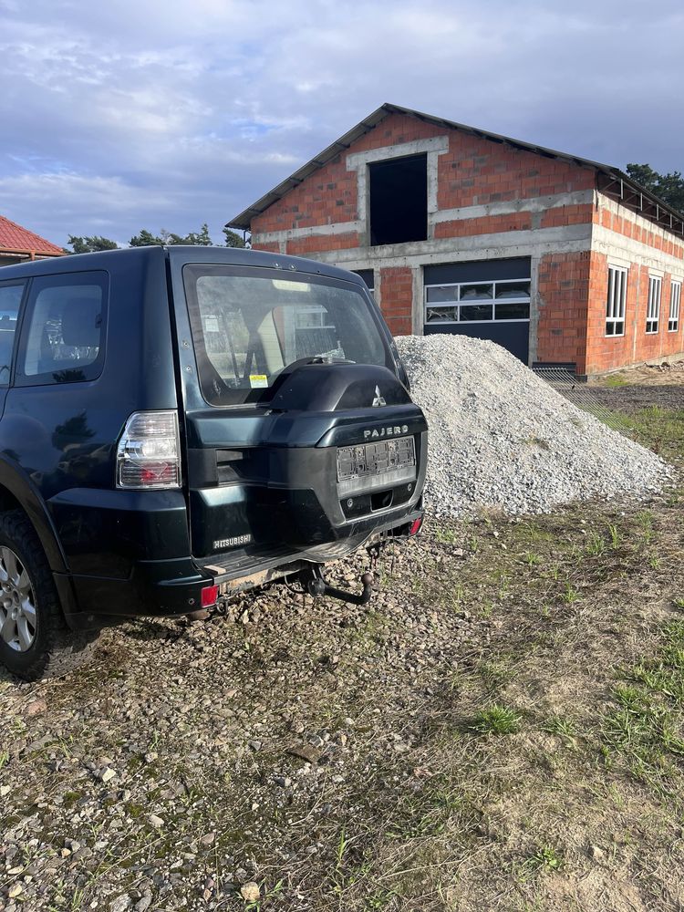 Mitsubishi pajero