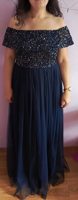 Sukienka cekiny tiul na zamek opadające ramiona