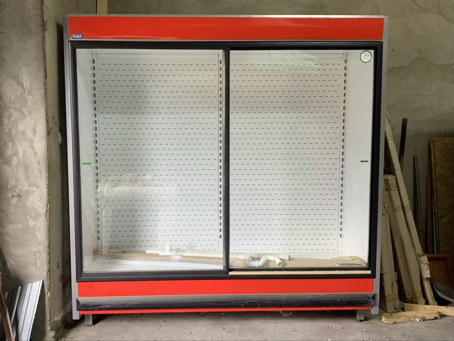 Холодильна скляна вітрина з виносним холодом