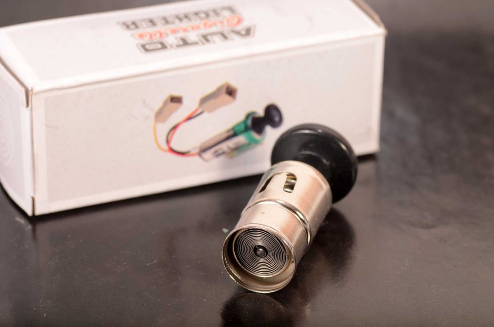 Автомобильный прикуриватель (9шт) новый в коробке