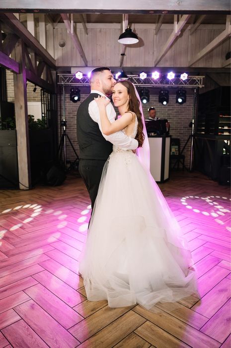 Продам весільну сукню Pollardi (оригінал)