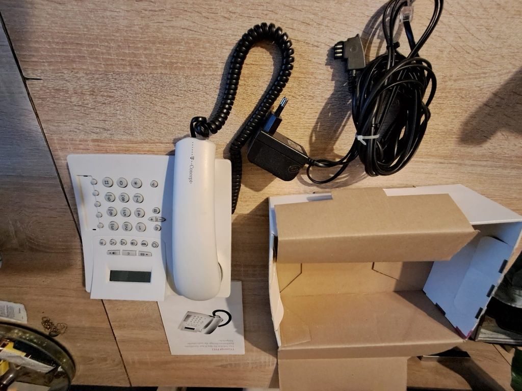 Nowy telefon stacjonarny
