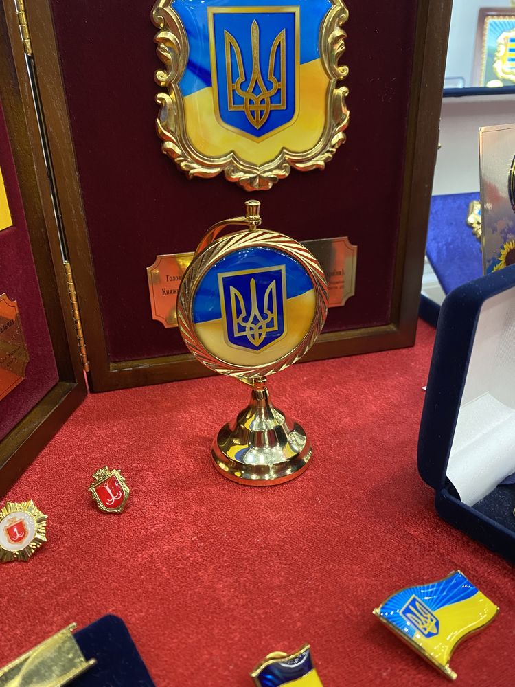 Українські сувеніри Ukrainian souvenirs