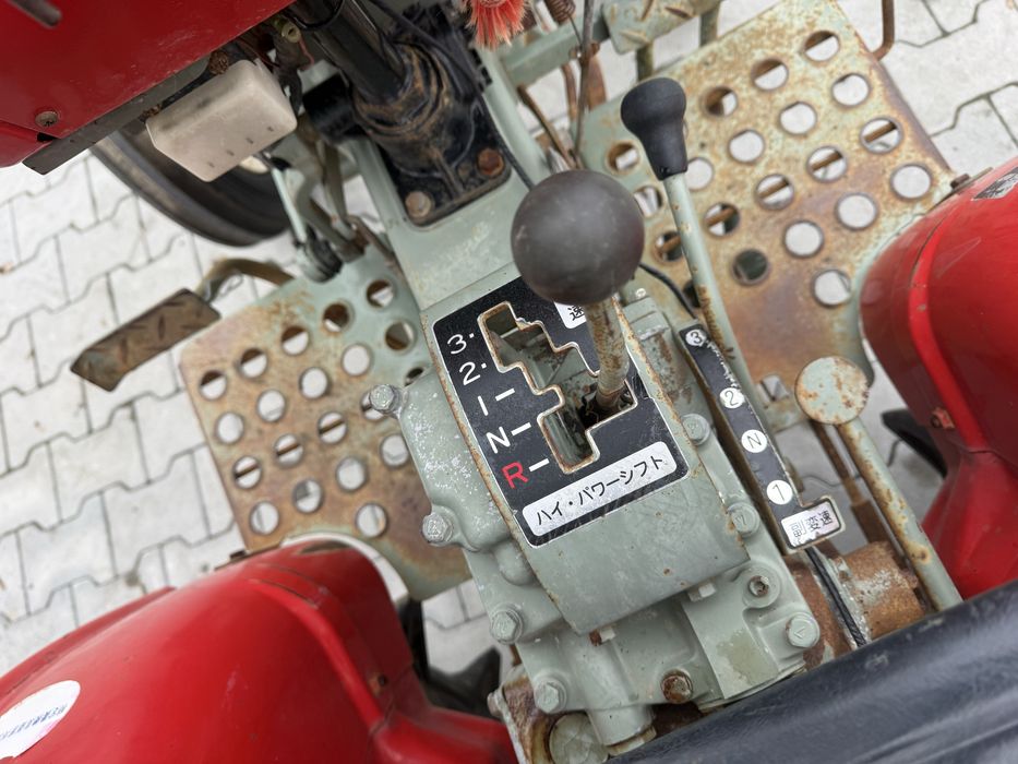 Японський,  трактор Yanmar YM1510