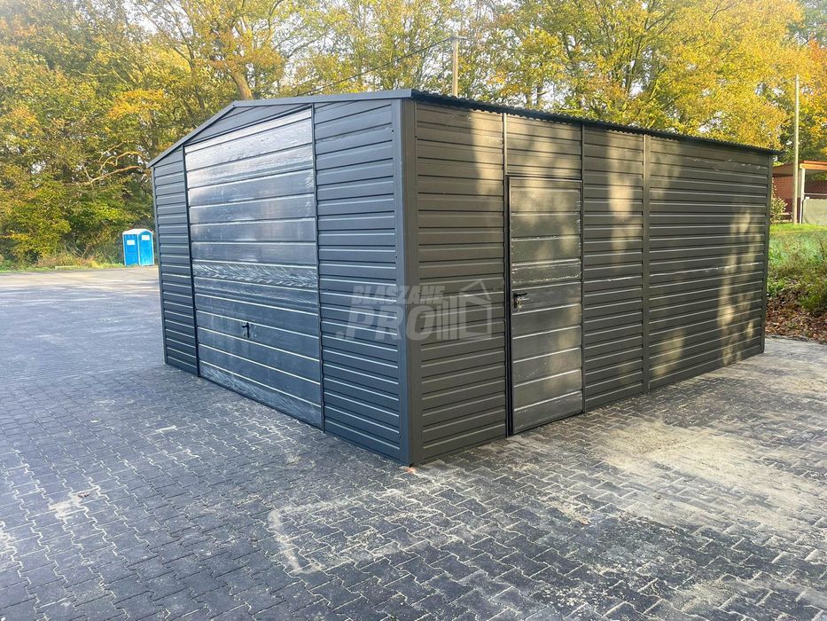 Garaż blaszany 5x5,5m  Brama uchylna  antracyt -dach dwuspadowy GP522