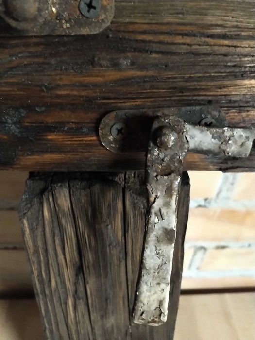 dekoracja w kształcie krzyża