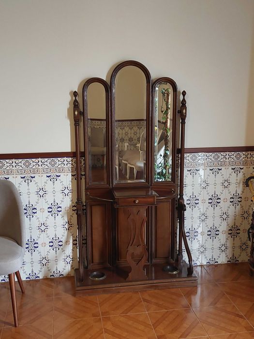 Bengaleiro / móvel de entrada