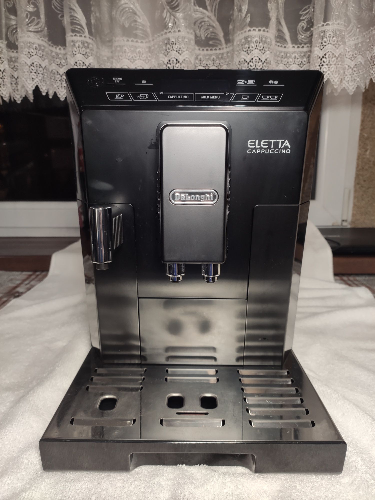 Ekspres DELONGHI Eletta Cappuccino + GRATISY