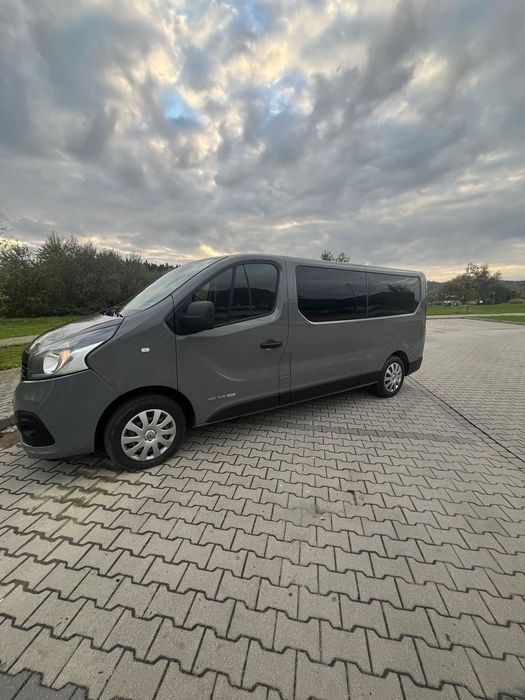 Renault Trafic Auto pochodzi z Salonu Polskiego