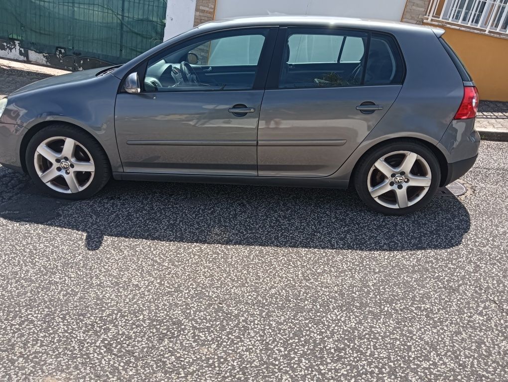 Volkswagen golf 200 TDI 140 vv