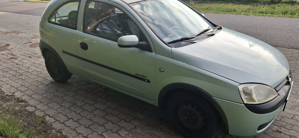 Opel corsa C 1.0