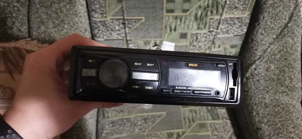 Продам авто магнитолу