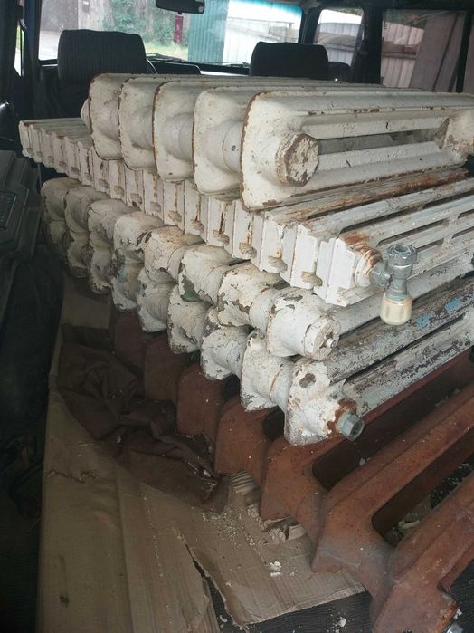 батареи радиаторы чугунные отечественные и чешские новые и б/у