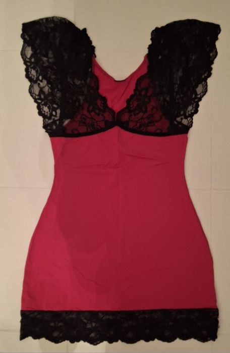 Bielizna Obsessive koszulka fuksja. Rozmiar z metki S/M