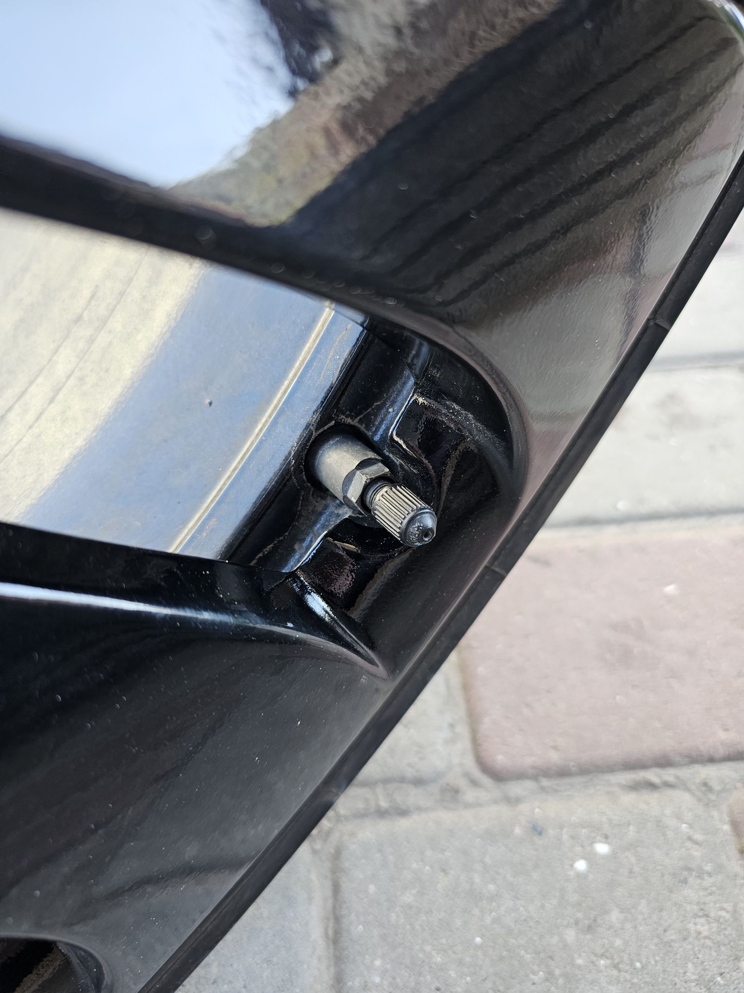 Комплект коліс Uberturbine 21" з Tesla Model Y Performance