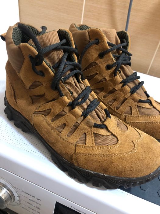 Берці демісезон 42 розмір