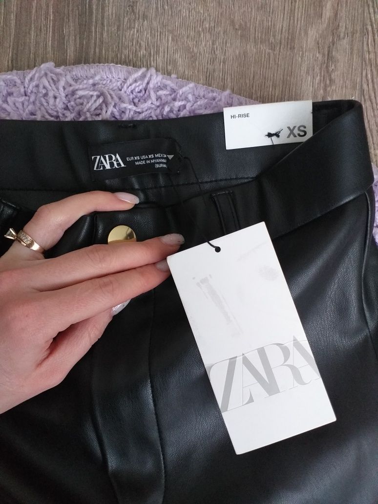 Штани( лосіни) з еко шкіри від Zara,вінтажні джинси Zara,xs розмір