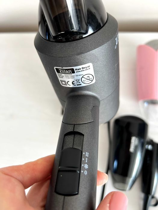 Фен для волосся Philips