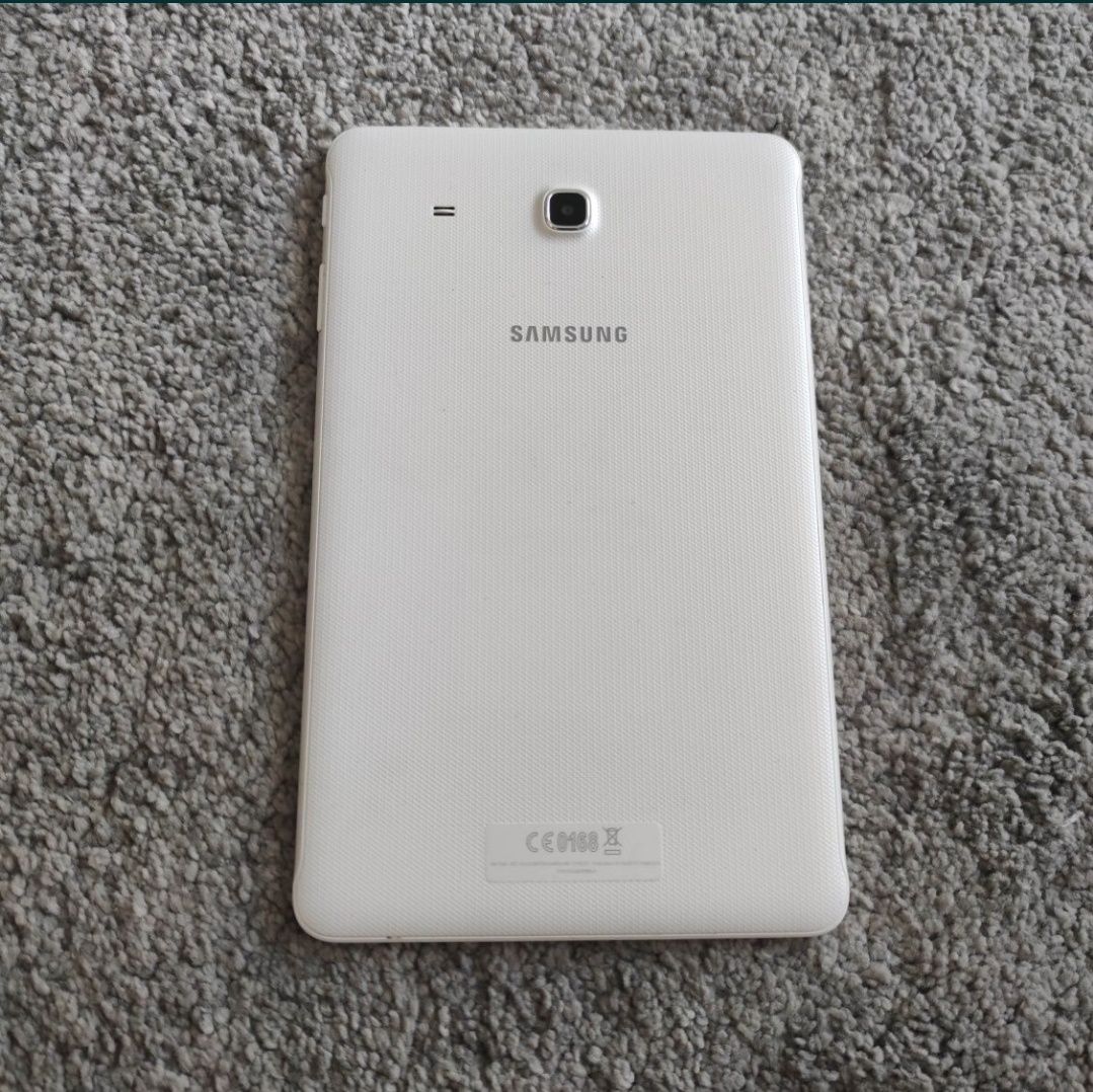 Tablet SAMSUNG galaxy TAB E 9.6 SM-T560