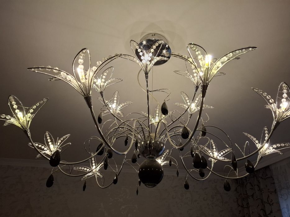 Лот 2 Лампи + люстра  lussole giglio  италия 2+1