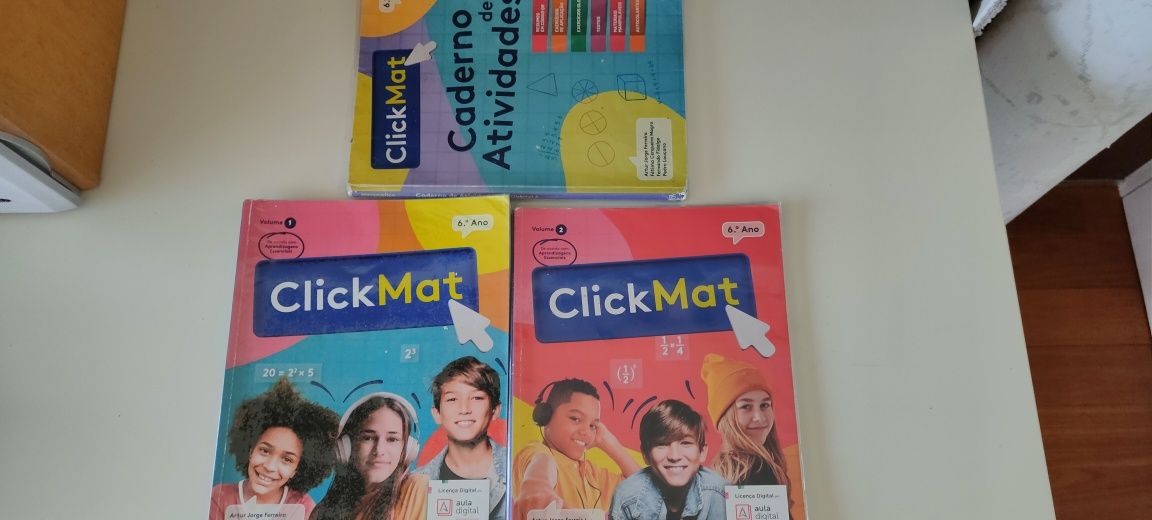 Livro de Matemática 6 ano Click Mat + Livro de exercícios.