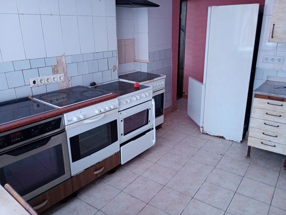 Продам комерційну нерухомість в с, Горщик