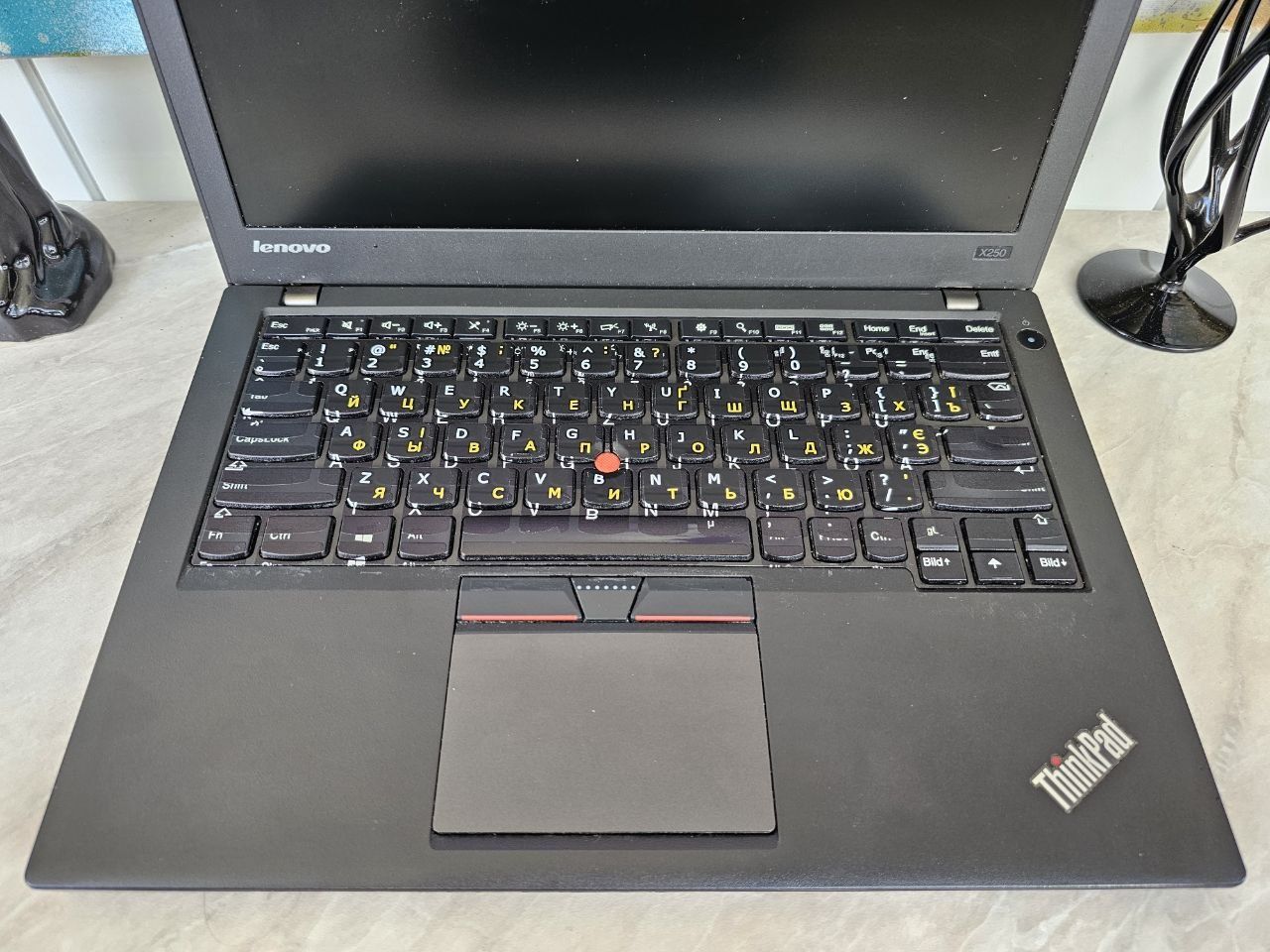Ноутбук Lenovo x250 (i7/8/120)