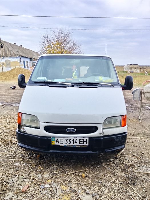 Продам срочно ford transit