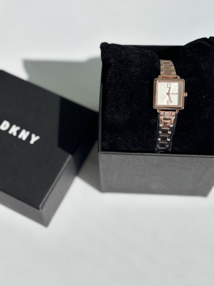 Жіночий годинник DKNY