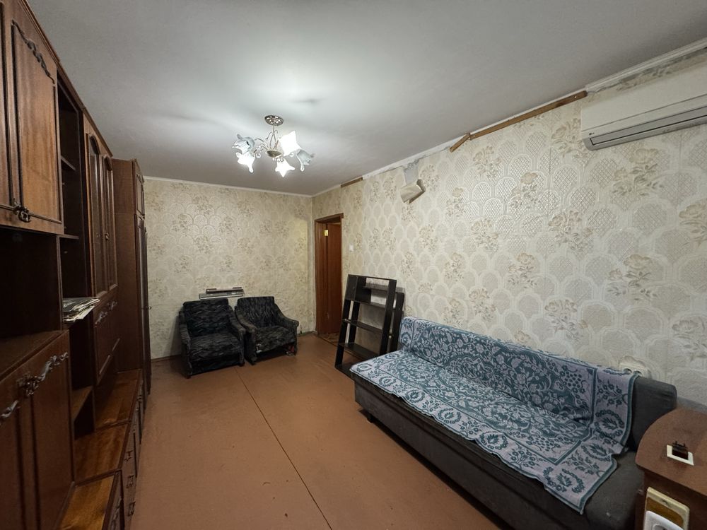 Продаю 2к квартиру п-т Центральний ц3