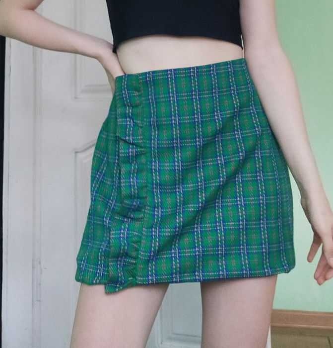 спідниці XS та М | зелена | в клітину | світло-коричнева