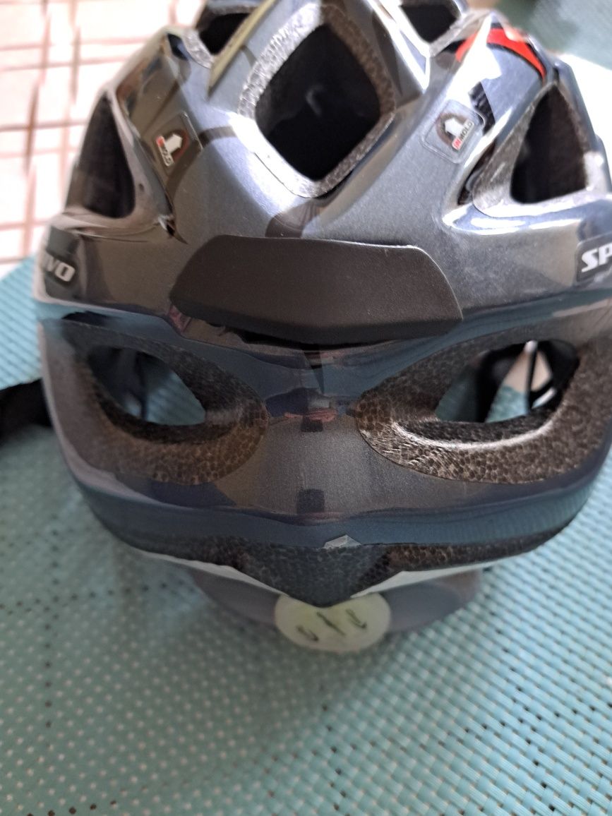 Kask na rower, rolki itd