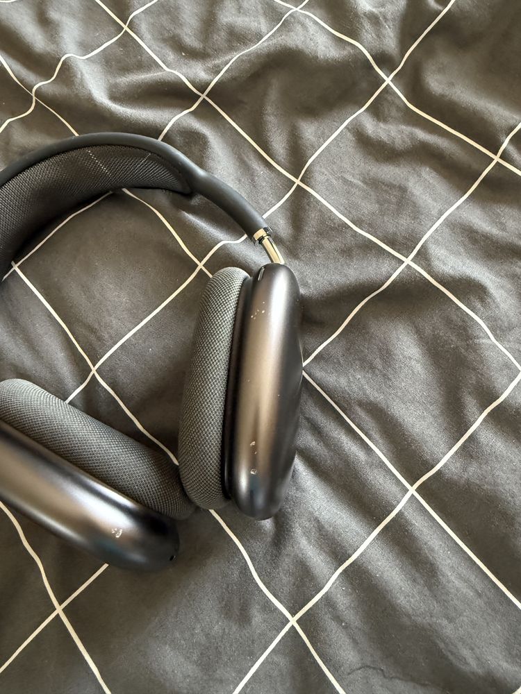 Airpods max północ ANC