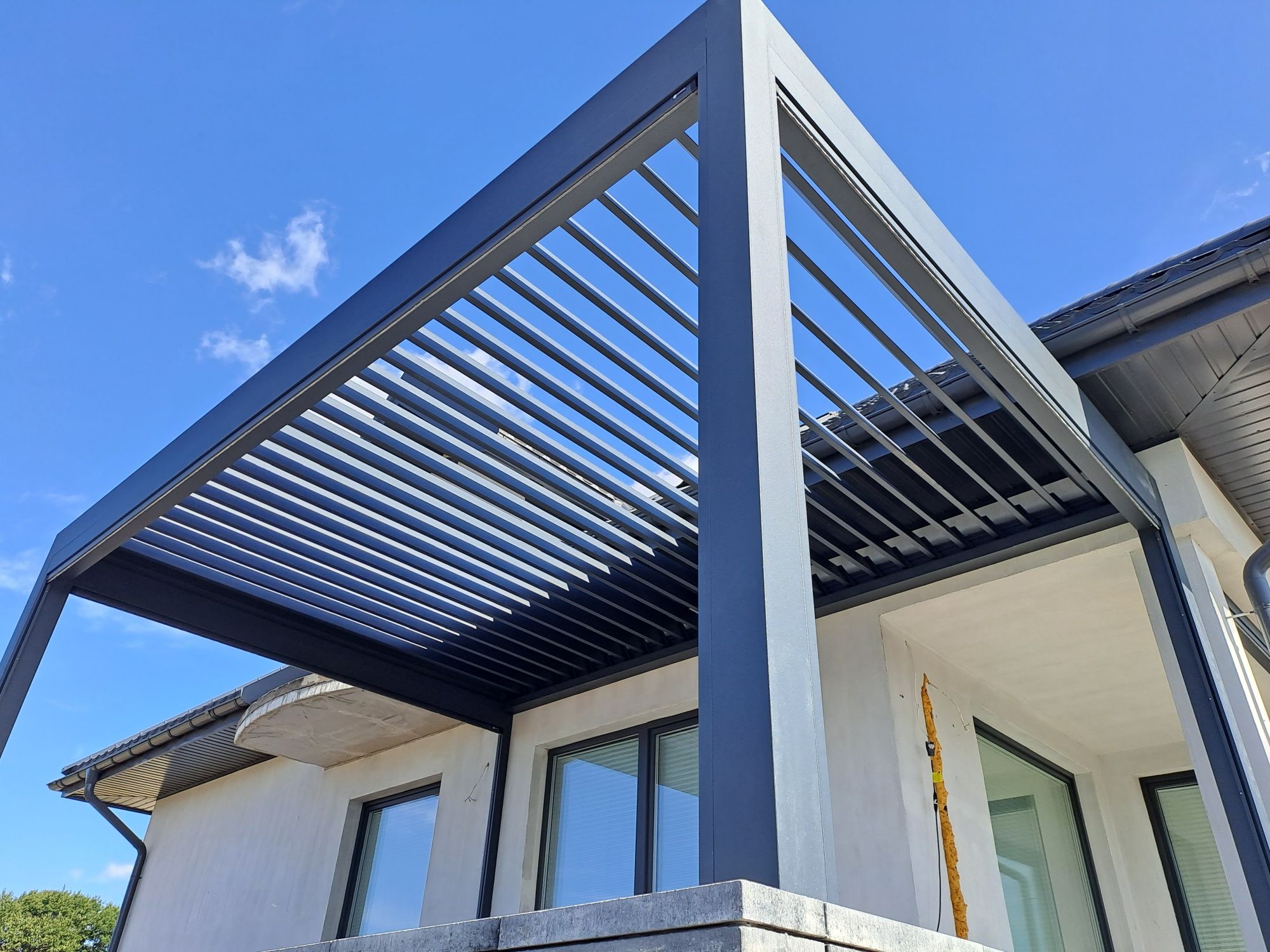 Żaluzje narożne glasscorner z90 c80 pergola aluminiowa
