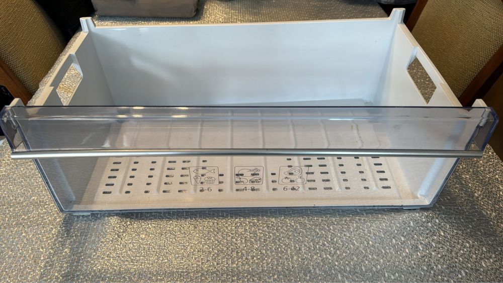Beko K70520NEG 70 akcesoria do lodówki półka, szuflada na sery