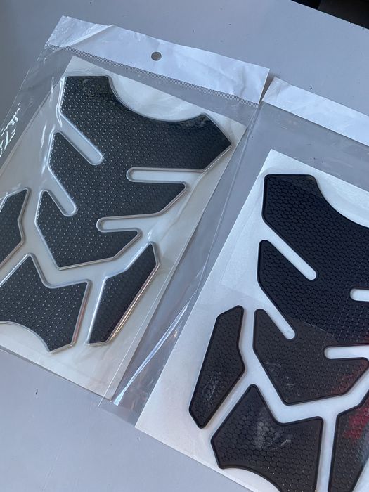 Продаж наклейок на мотоцикл