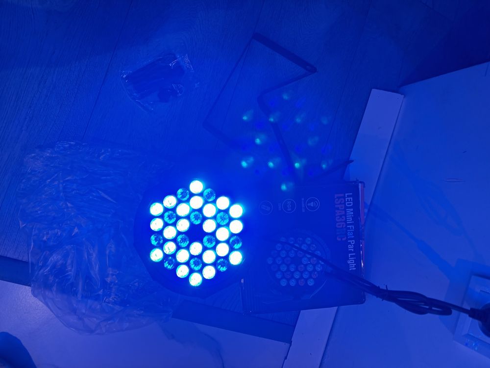 Lampa sceniczna LED 36 DJ
