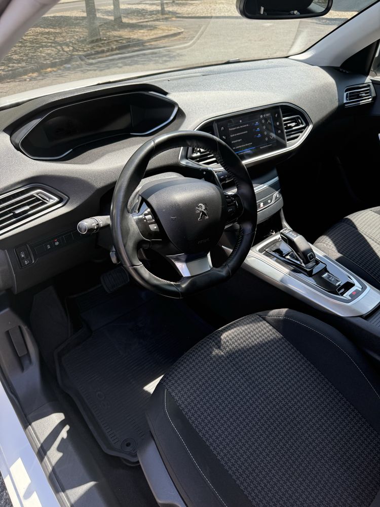 Peugeot 308 automatica