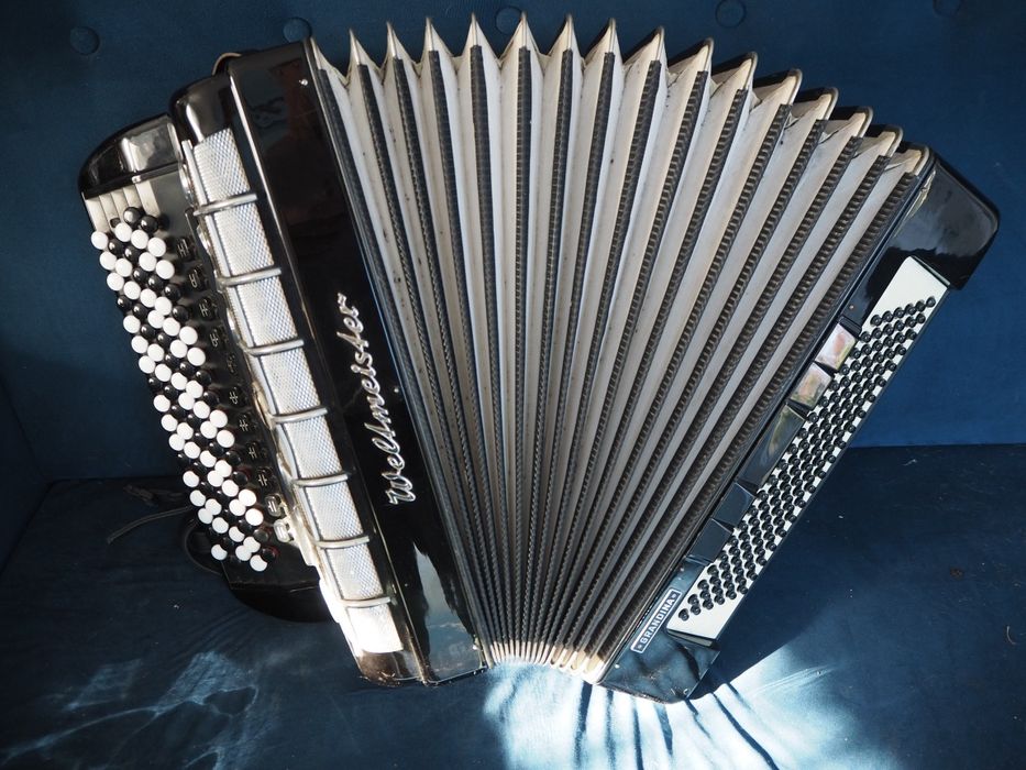 Akordeon guzikowy weltmeister grandina gryf b