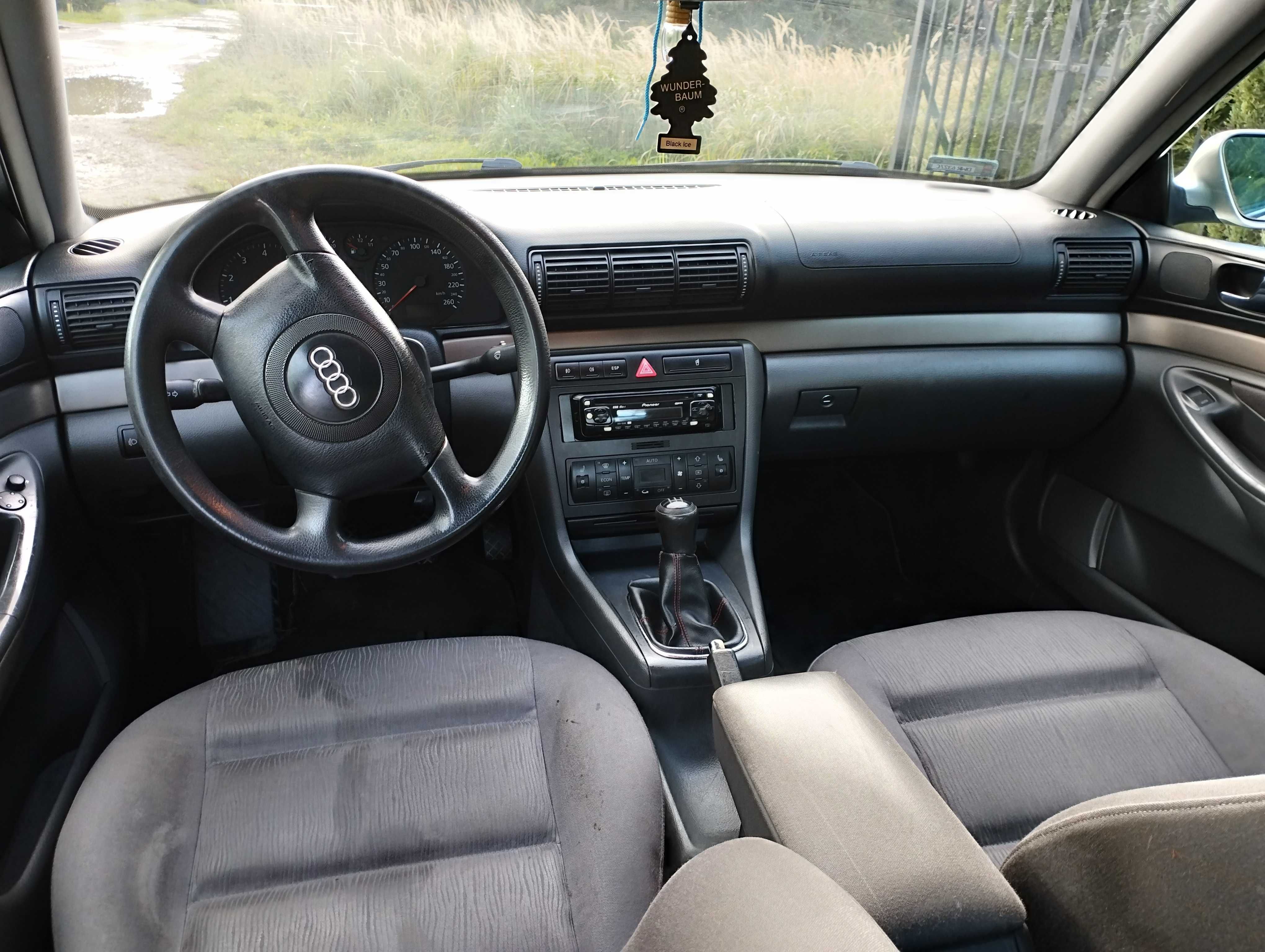 Sprzedam AUDI A4 B5 LIFT 1.8 BENZYNA