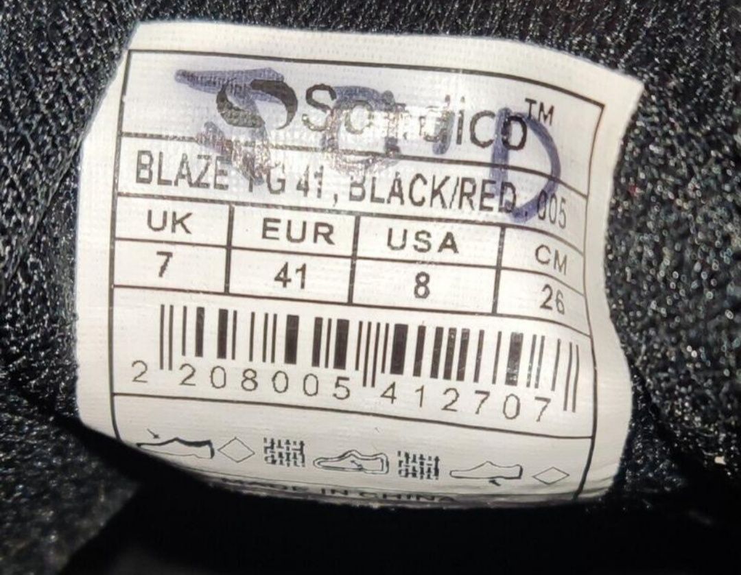 Футбольные бутсы Sondico Blaze FG Black/Red, 41р