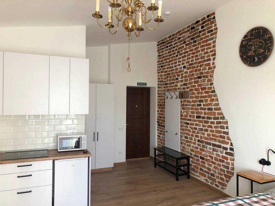 Оренда  апартаментів в  істор. центрі Львова,  площа Ринок, Світло є