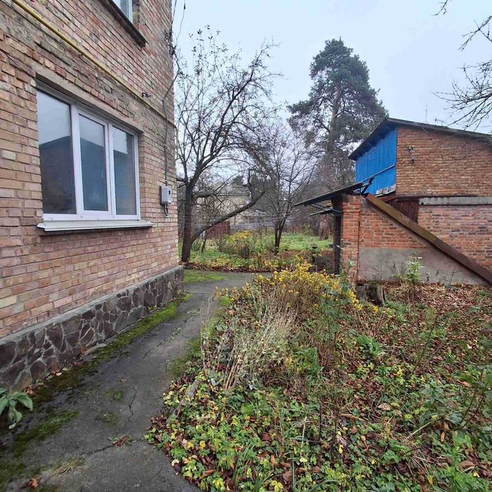 Продаж житлового  будинку 120 кв м  смт Немішаєво