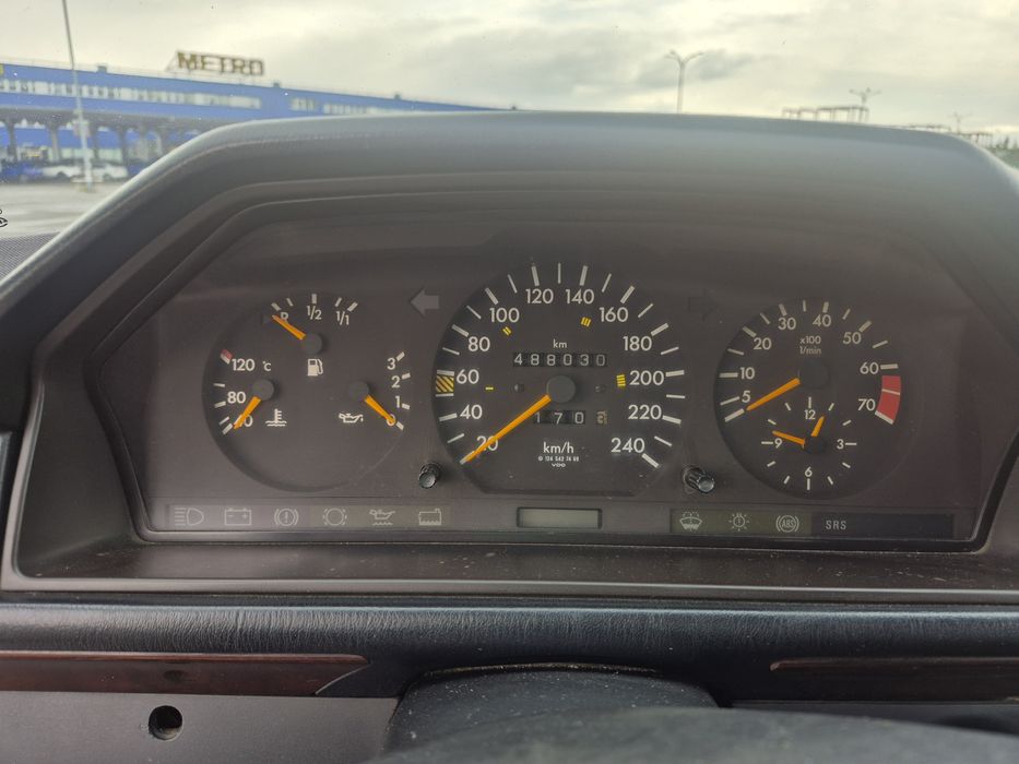 Продам Мерседес 124 2л бензин