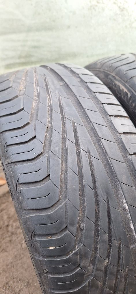 Opony 195/50R15 Uniroyal