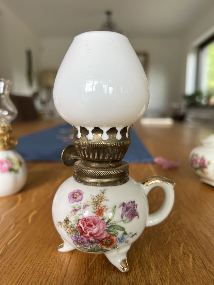 Mała lampa naftowa kolekcjonerska 13cm