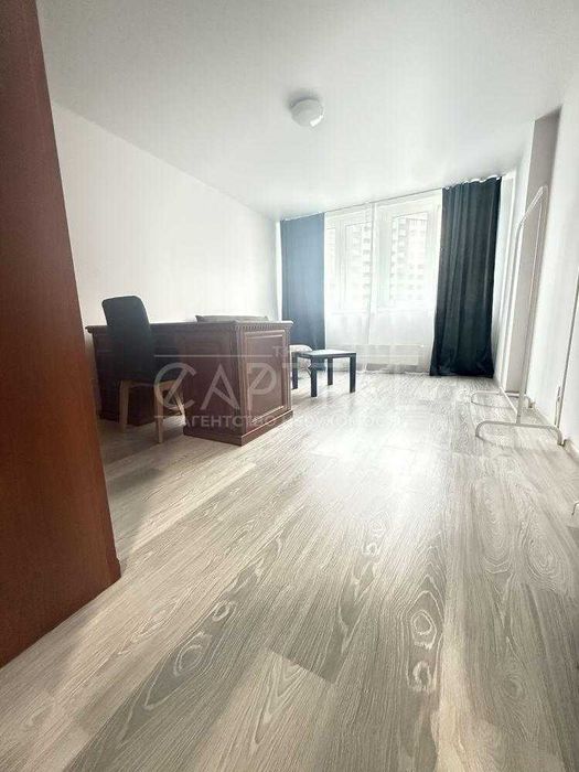 Оренда 3-кімнатної квартири з повною автономією, м. Васильківська