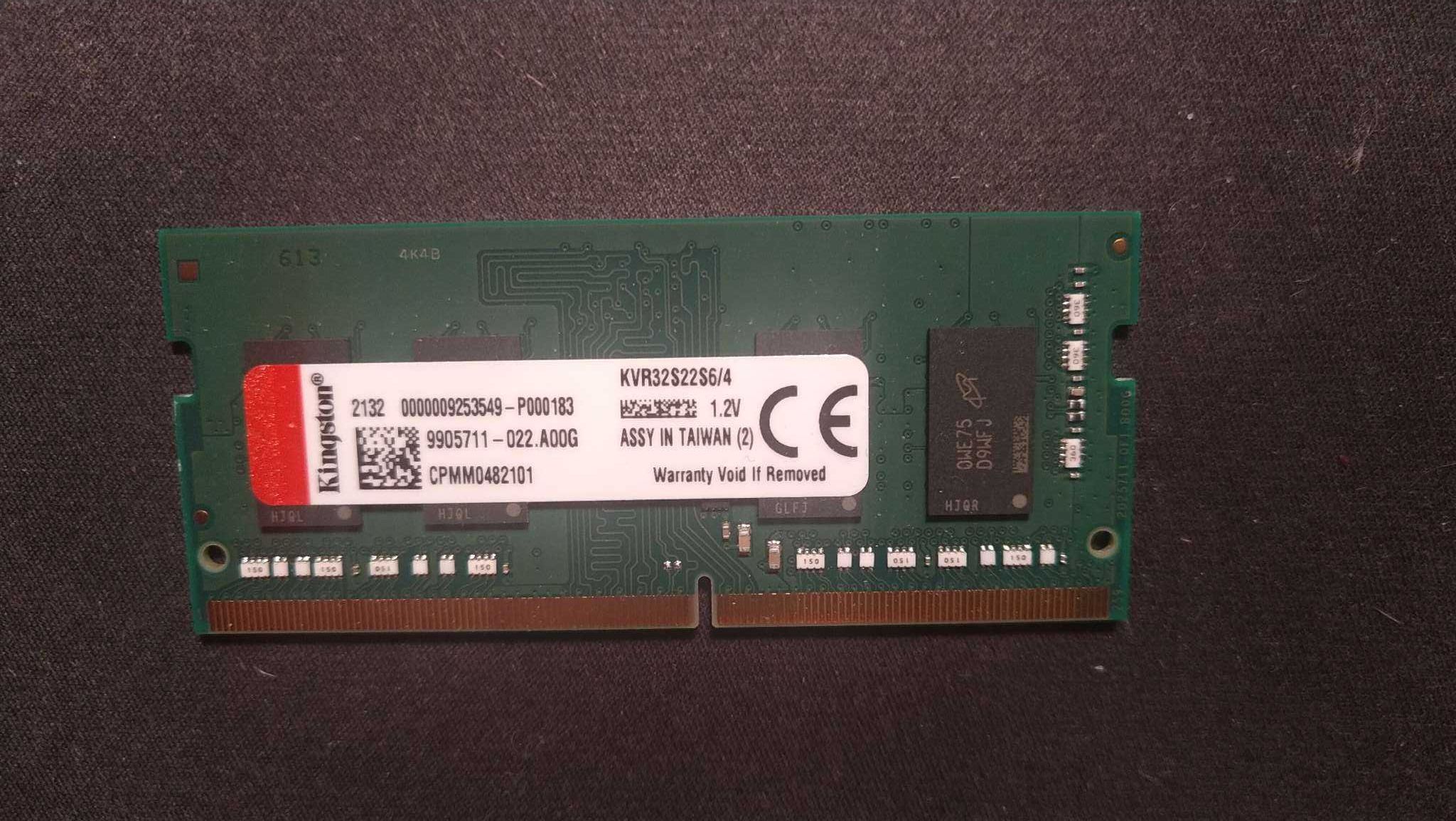 Оперативна памʼять Kingston 4 GB SODIMM DDR4 3200 MHz [KVR32S22S6/4]