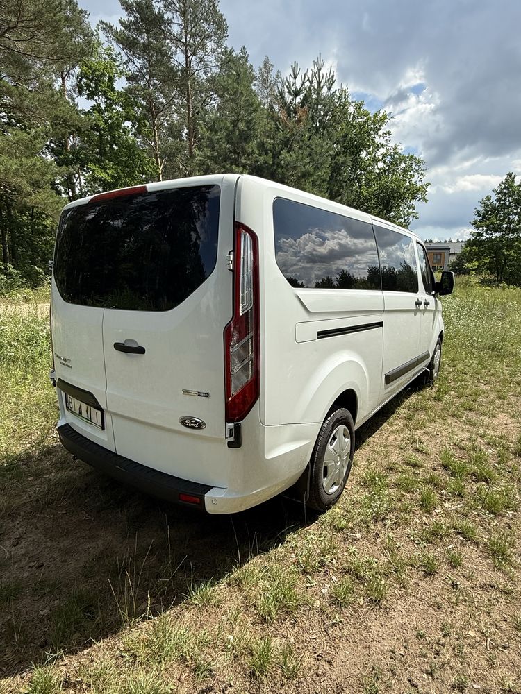 Bus 9 osobowy Wypożyczalnia, Wynajem, klima, kamera cofania, hybryda